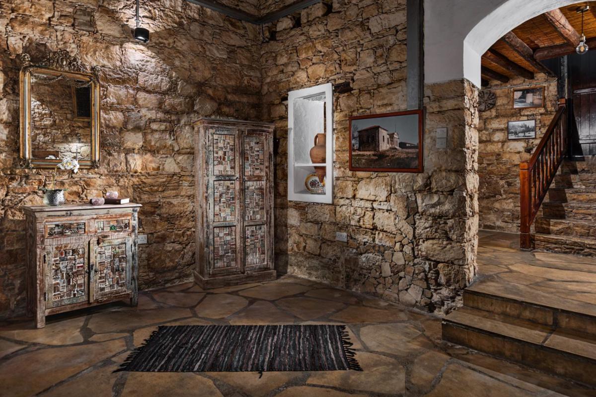 Oinoessa Traditional Boutique Guest Houses Lofou Bagian luar foto