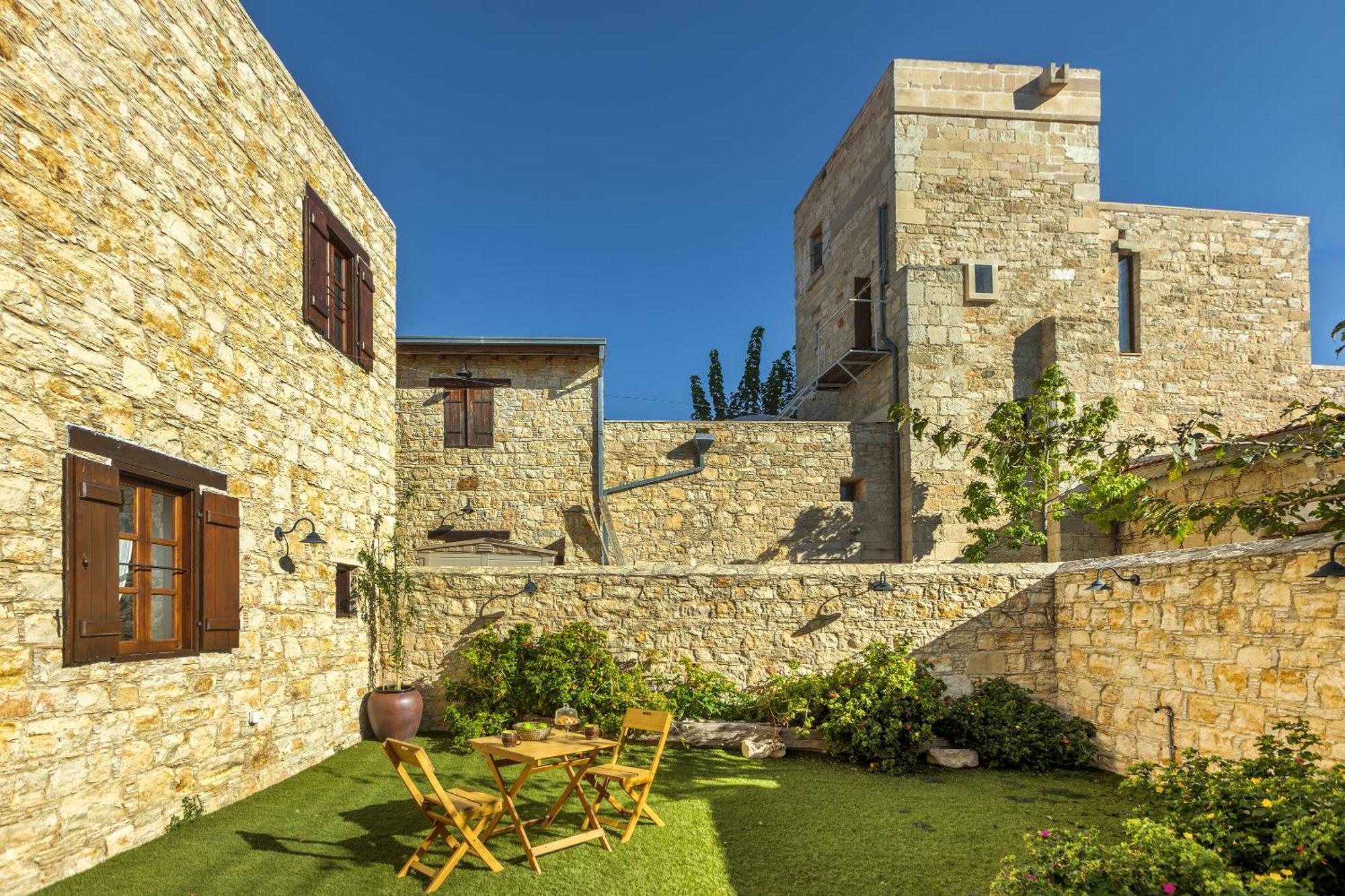 Oinoessa Traditional Boutique Guest Houses Lofou Bagian luar foto